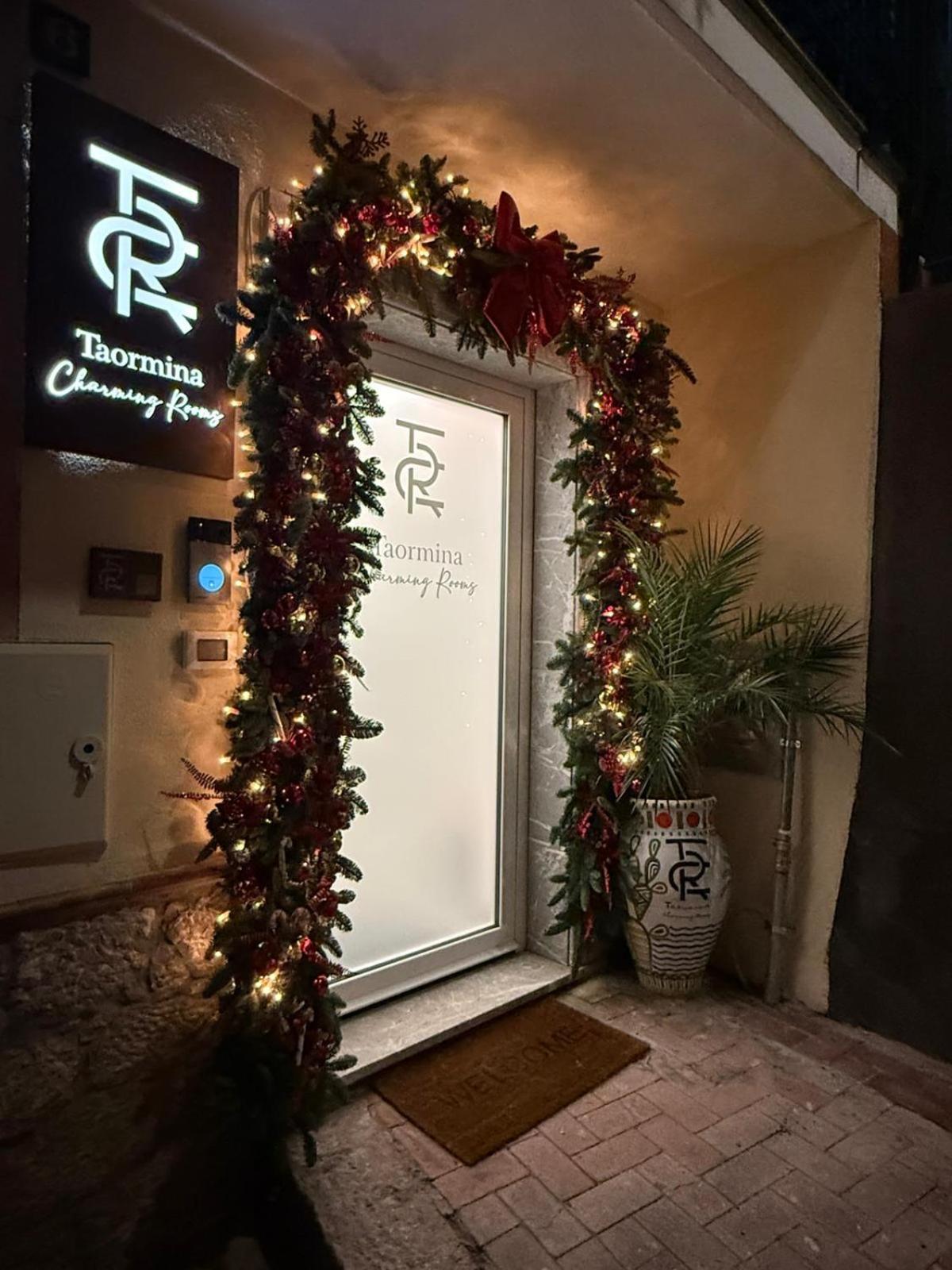 Taormina Charming Rooms Екстериор снимка
