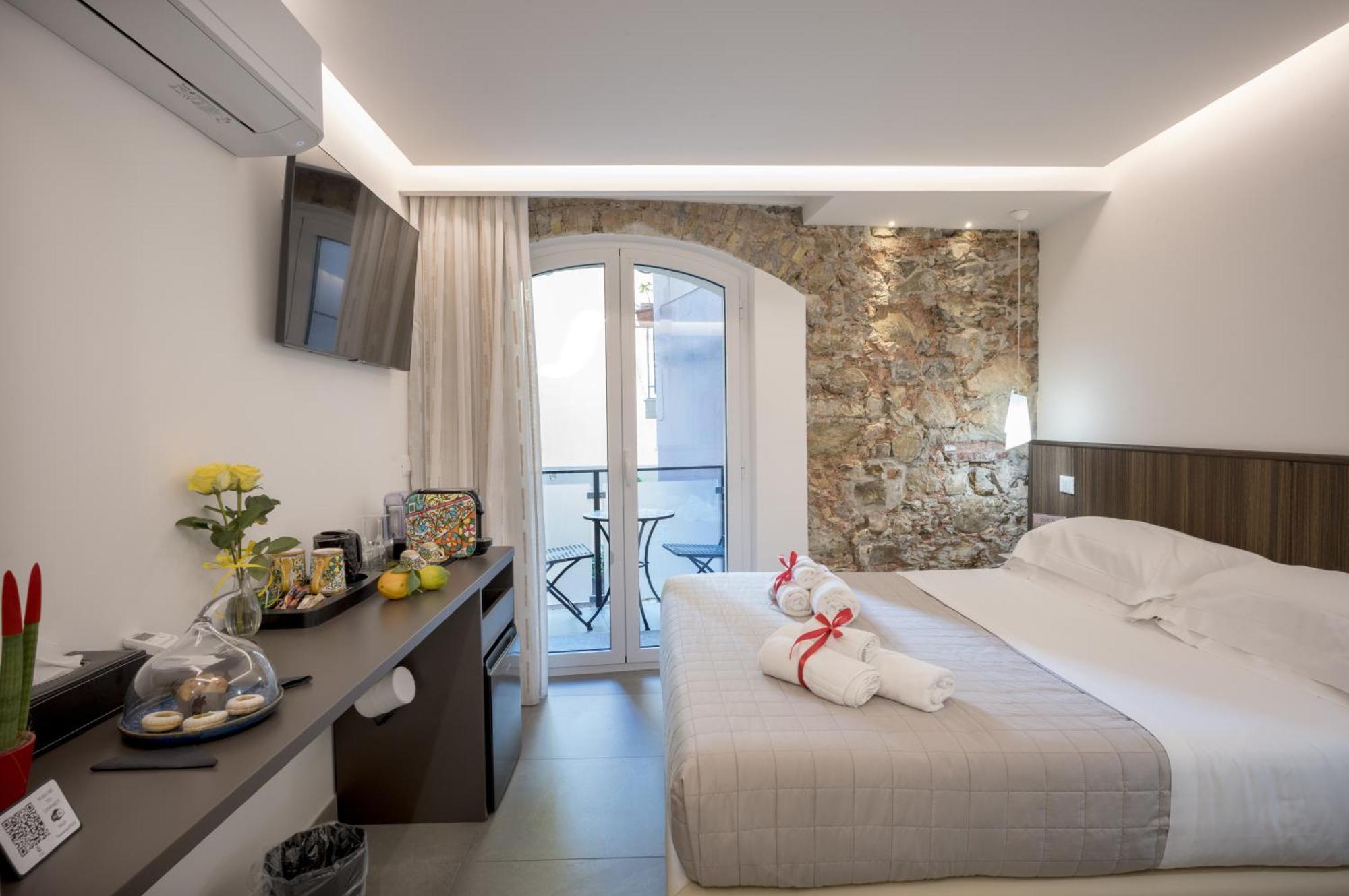 Taormina Charming Rooms Екстериор снимка