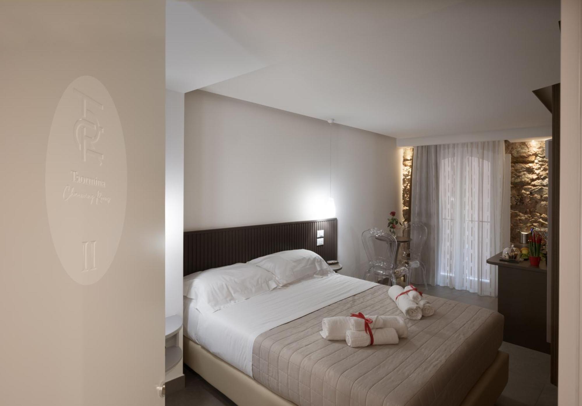 Taormina Charming Rooms Екстериор снимка